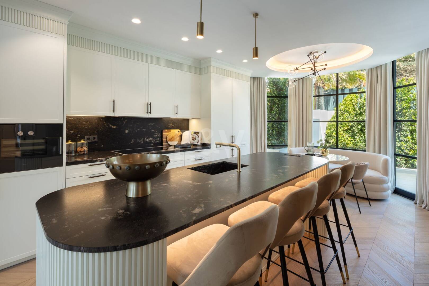 Oöverträffad lyx herrgård med Medelhavet Visningar i Sierra Blanca