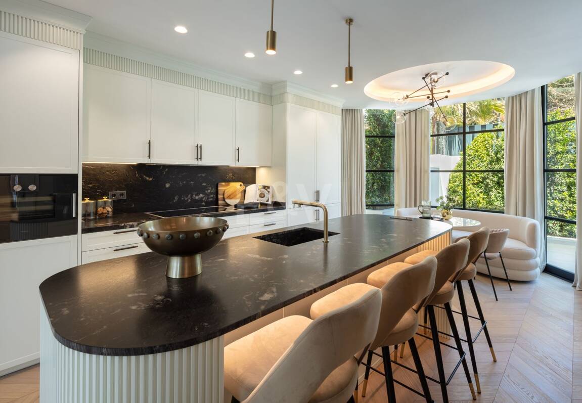 Oöverträffad lyx herrgård med Medelhavet Visningar i Sierra Blanca