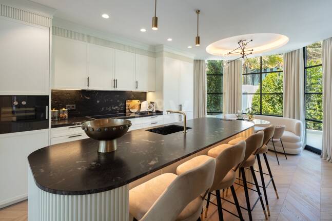 Oöverträffad lyx herrgård med Medelhavet Visningar i Sierra Blanca