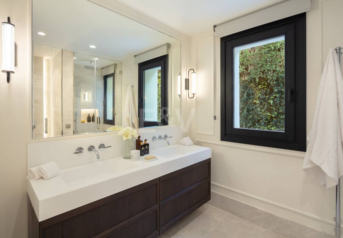 Oöverträffad lyx herrgård med Medelhavet Visningar i Sierra Blanca