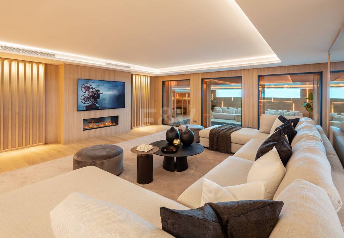 Oöverträffad lyx herrgård med Medelhavet Visningar i Sierra Blanca