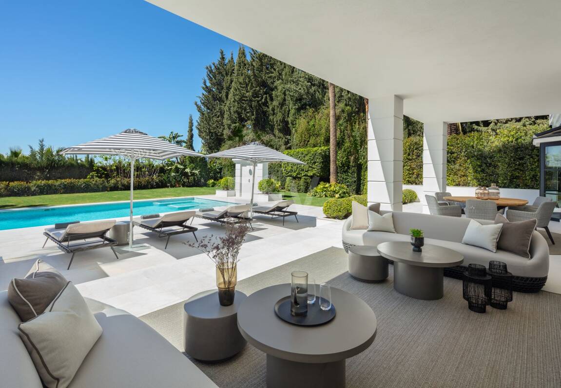 Oöverträffad lyx herrgård med Medelhavet Visningar i Sierra Blanca