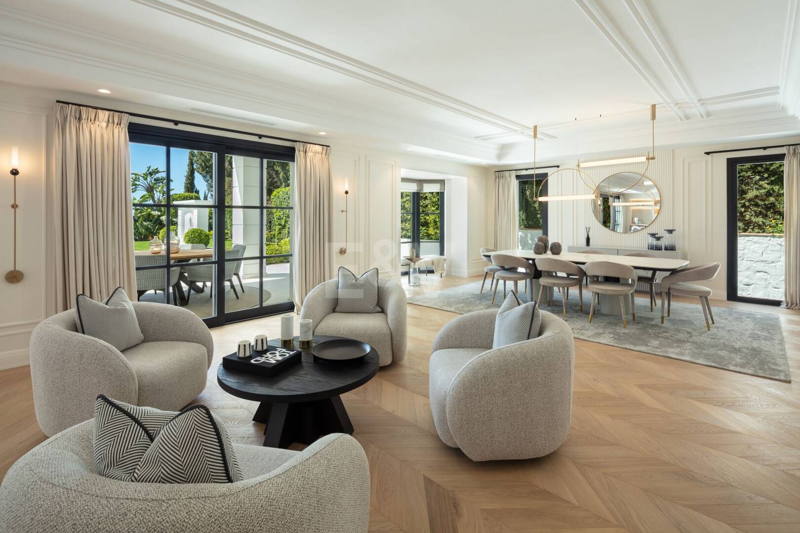 Impresionante mansión de lujo con vistas al Mediterráneo en Sierra Blanca