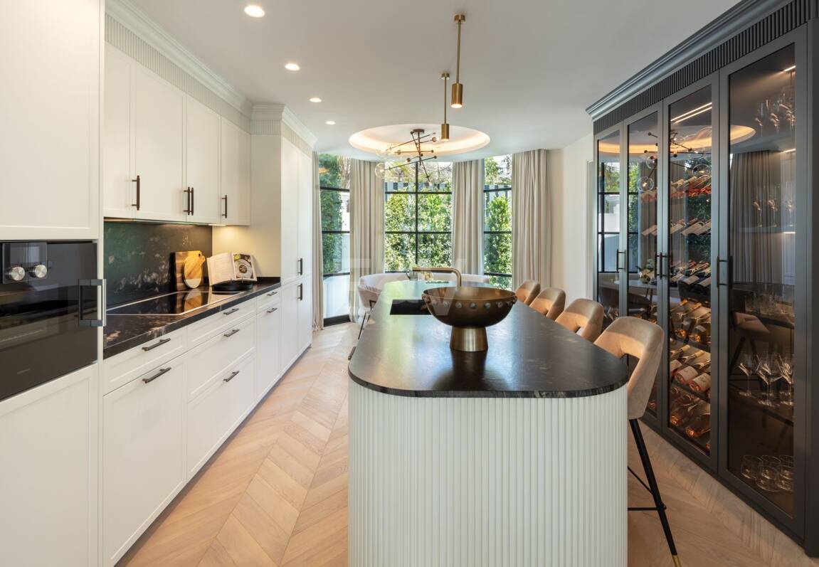 Oöverträffad lyx herrgård med Medelhavet Visningar i Sierra Blanca