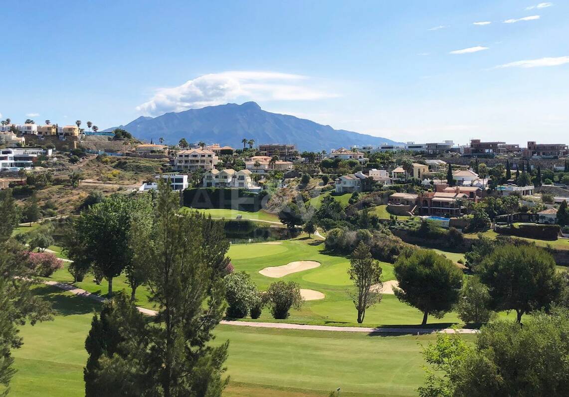 Villa till salu i La Alqueria, Benahavis