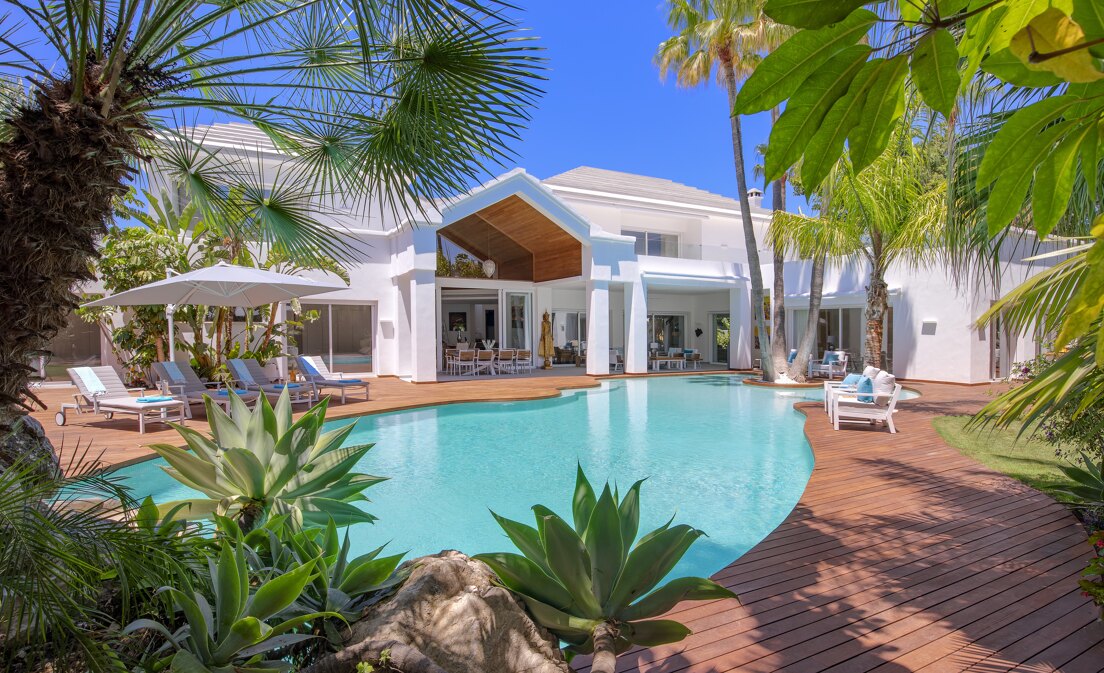 Villa moderne à Guadalmina Beachside dans le style Designer Miami