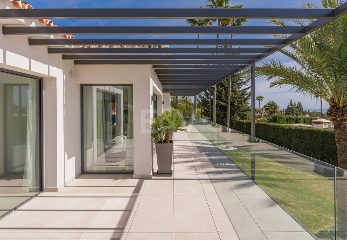 Stilvolle Villa in Nagüeles mit Meer- und Bergblick