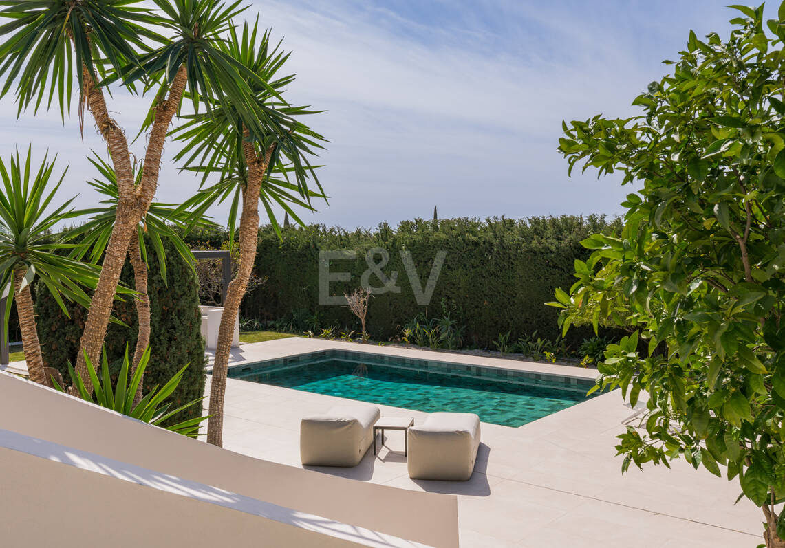 Stylish Villa à Nagüeles avec vue sur la mer et la montagne