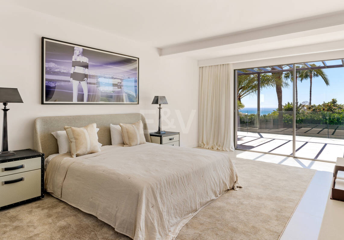 Stylish Villa à Nagüeles avec vue sur la mer et la montagne