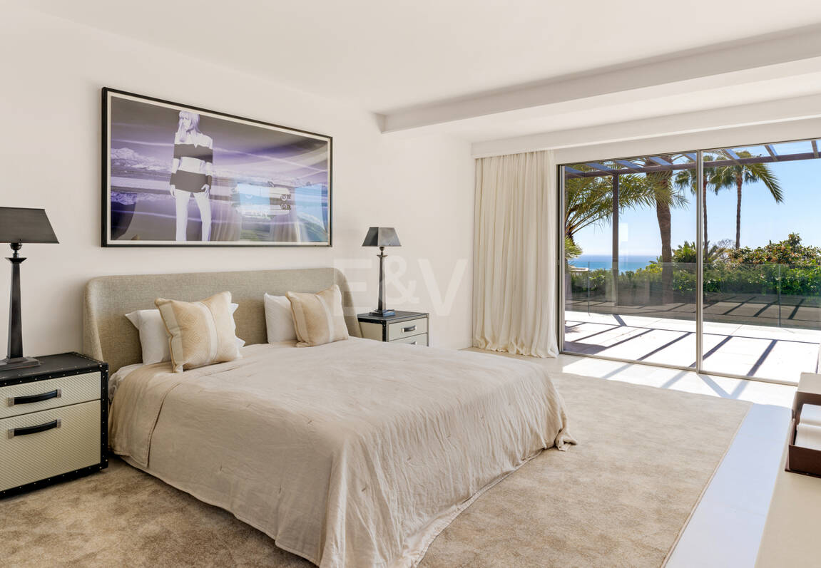 Stilvolle Villa in Nagüeles mit Meer- und Bergblick