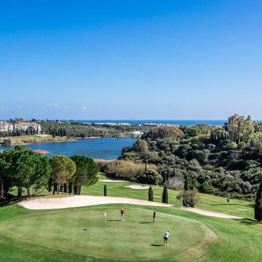 Außergewöhnliches Investitionsgrundstück mit Meerblick