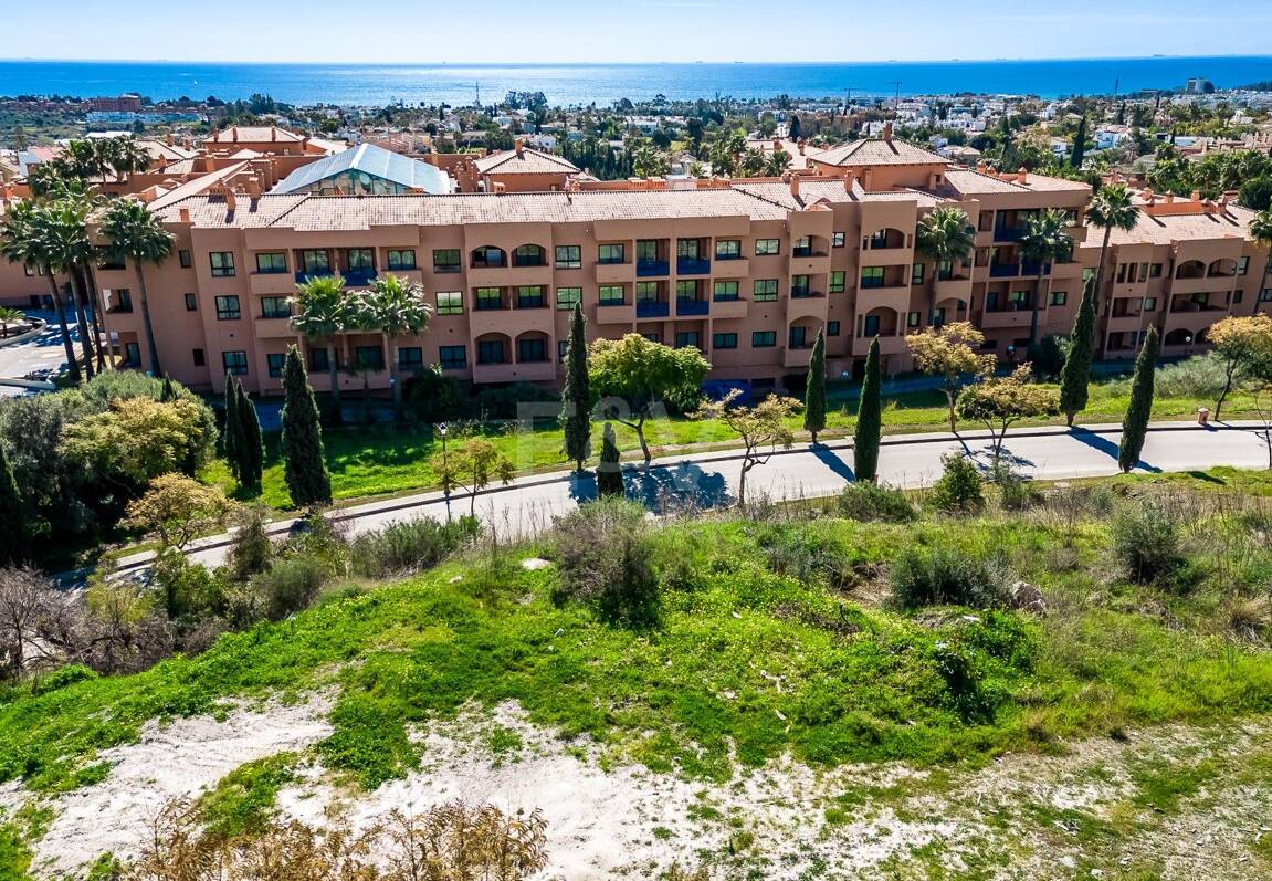 Außergewöhnliches Investitionsgrundstück mit Meerblick