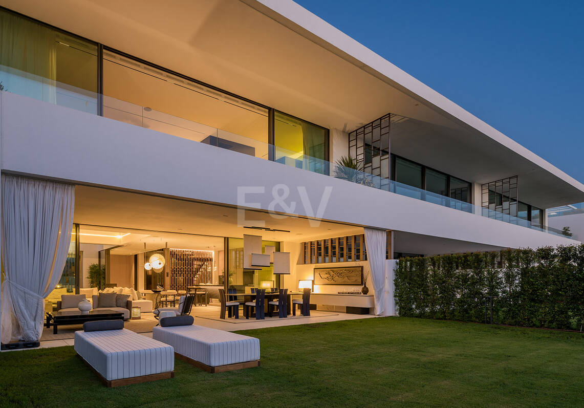 Villas contemporaines sophistiquées sur le mille d'or