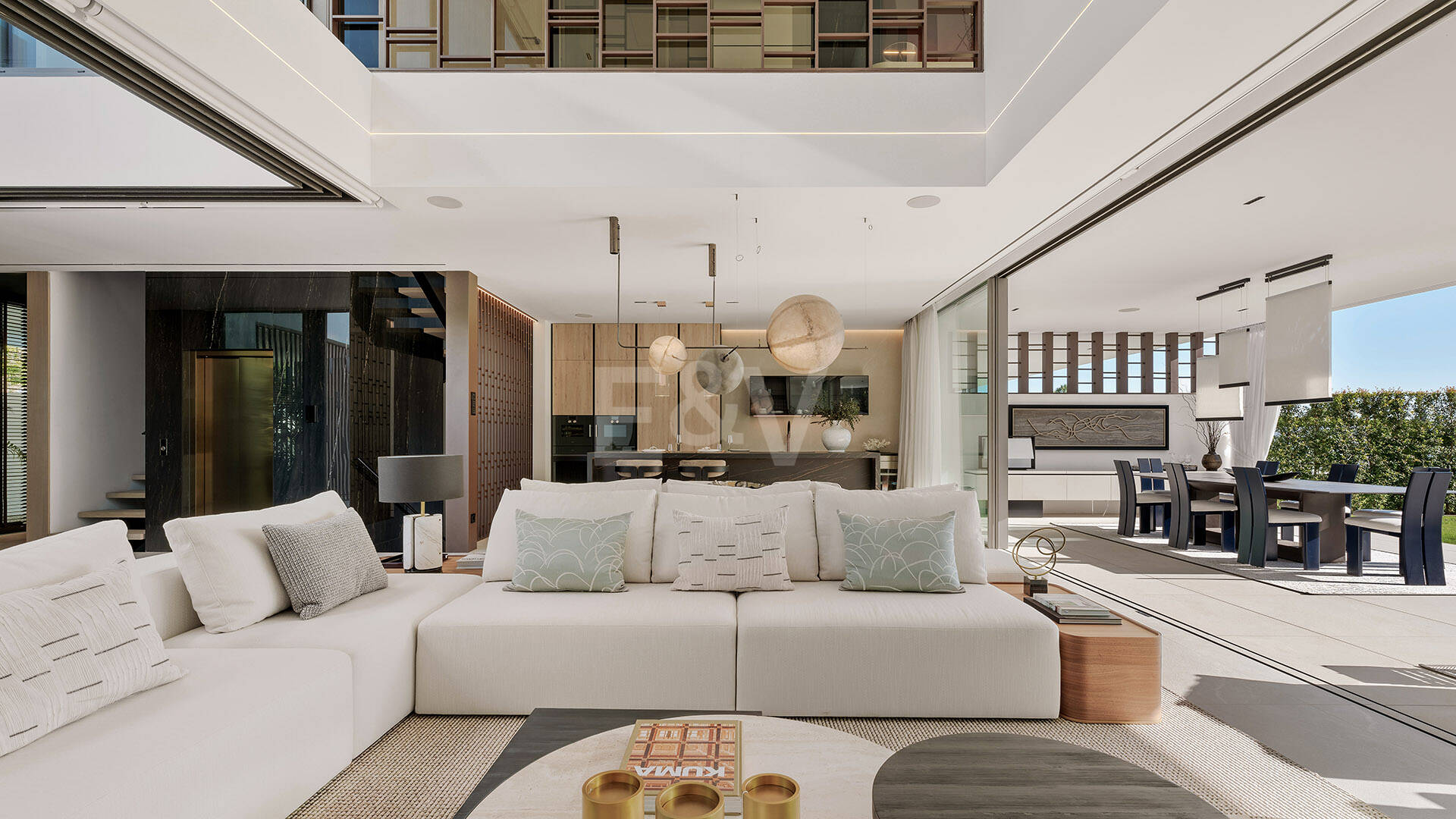 Anspruchsvolle moderne Design-Villen auf der Goldenen Meile