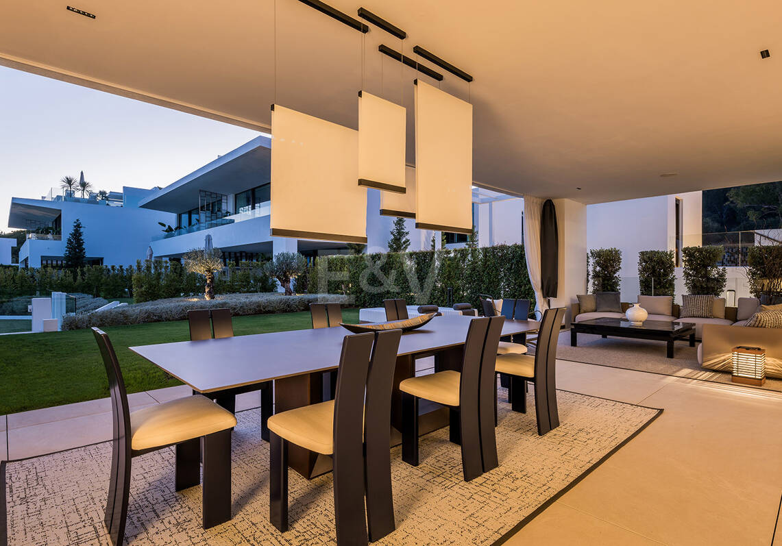 Villas contemporaines sophistiquées sur le mille d'or