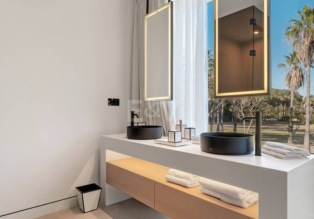 Villas contemporaines sophistiquées sur le mille d'or