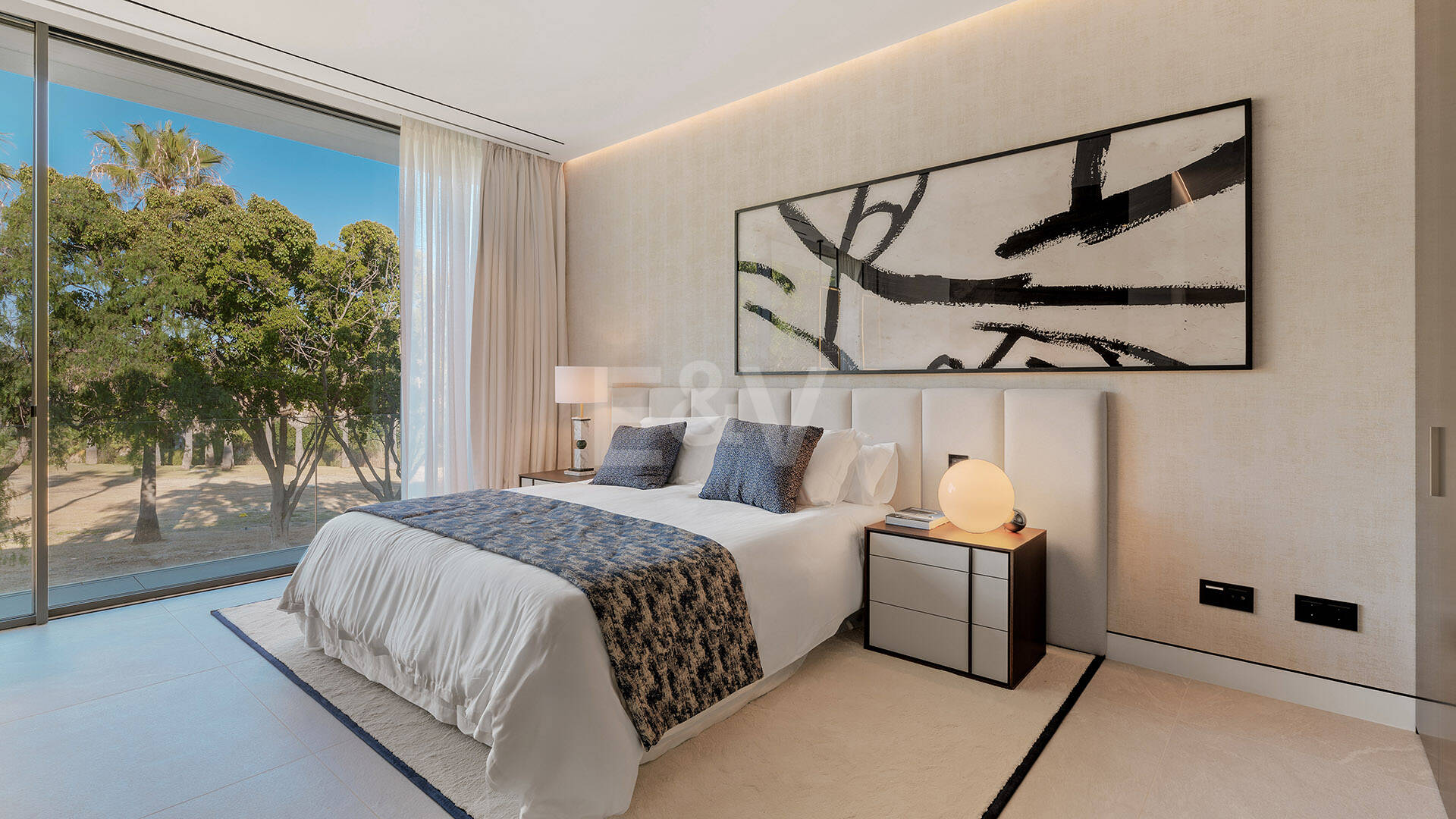 Anspruchsvolle moderne Design-Villen auf der Goldenen Meile