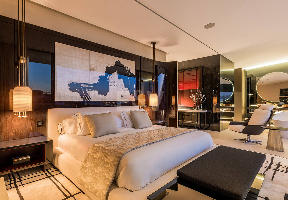 Anspruchsvolle moderne Design-Villen auf der Goldenen Meile