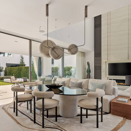 Sophisticated Contemporary Villas on the Golden Mile