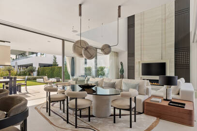 Anspruchsvolle moderne Design-Villen auf der Goldenen Meile