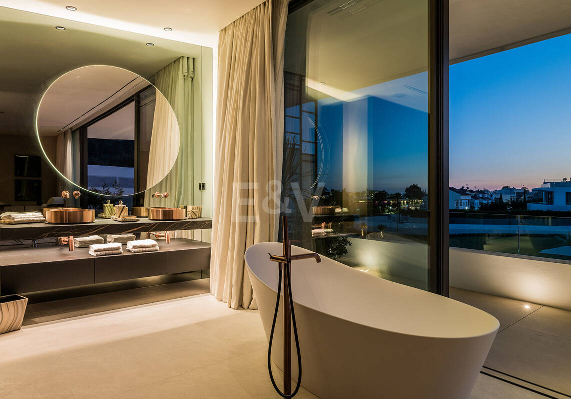 Villas contemporaines sophistiquées sur le mille d'or