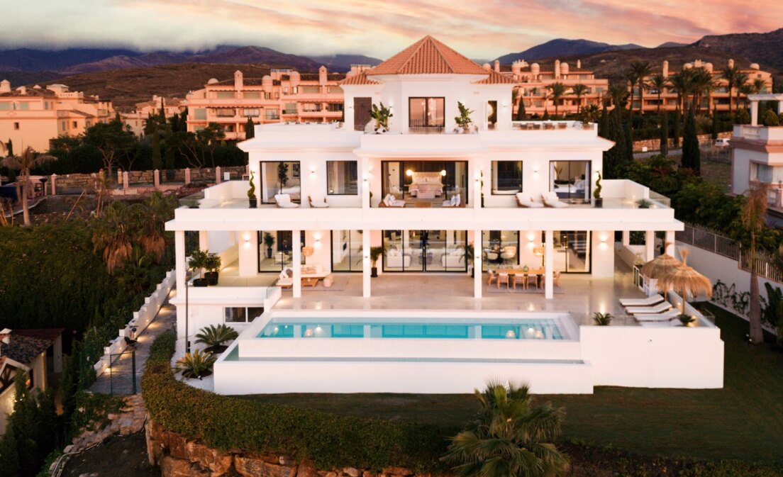 Architectural masterpiece with panoramic sea views