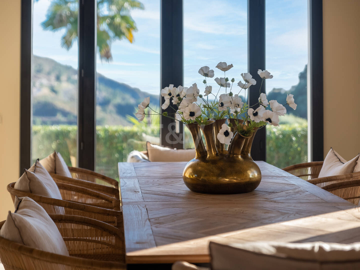 Exceptional villa with awe-inspiring views