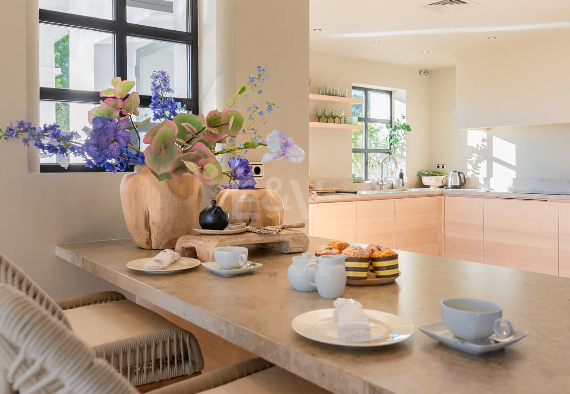 Exceptional villa with awe-inspiring views