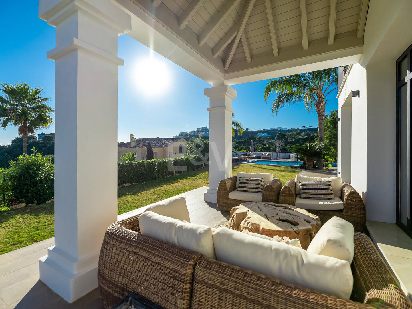 Wyjątkowa willa z inspirującym widokiem na wynajem krótkoterminowy dostępne.