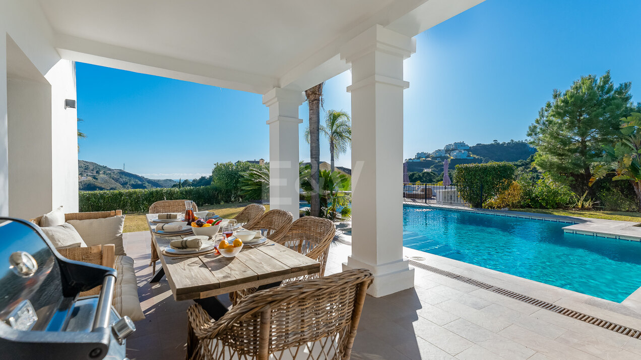 Excepcional villa con impresionantes vistas en Marbella Club Golf Resort