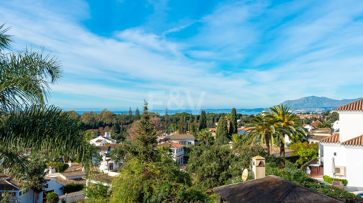 Encantadora villa de estilo andaluz en Elviria