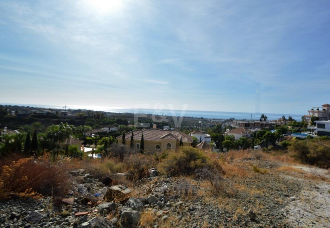 Stor tomt i Los Flamingos Golf med panoramautsikt över havet