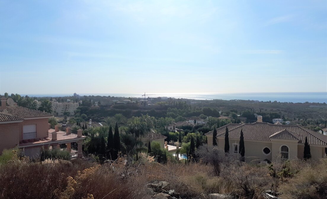 Grande parcelle à Los Flamingos Golf avec vue panoramique sur la mer