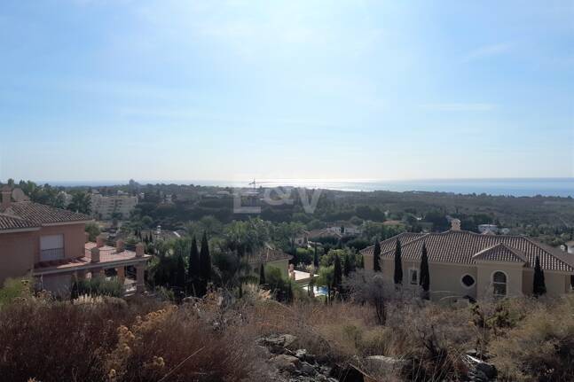 Stor tomt i Los Flamingos Golf med panoramautsikt över havet