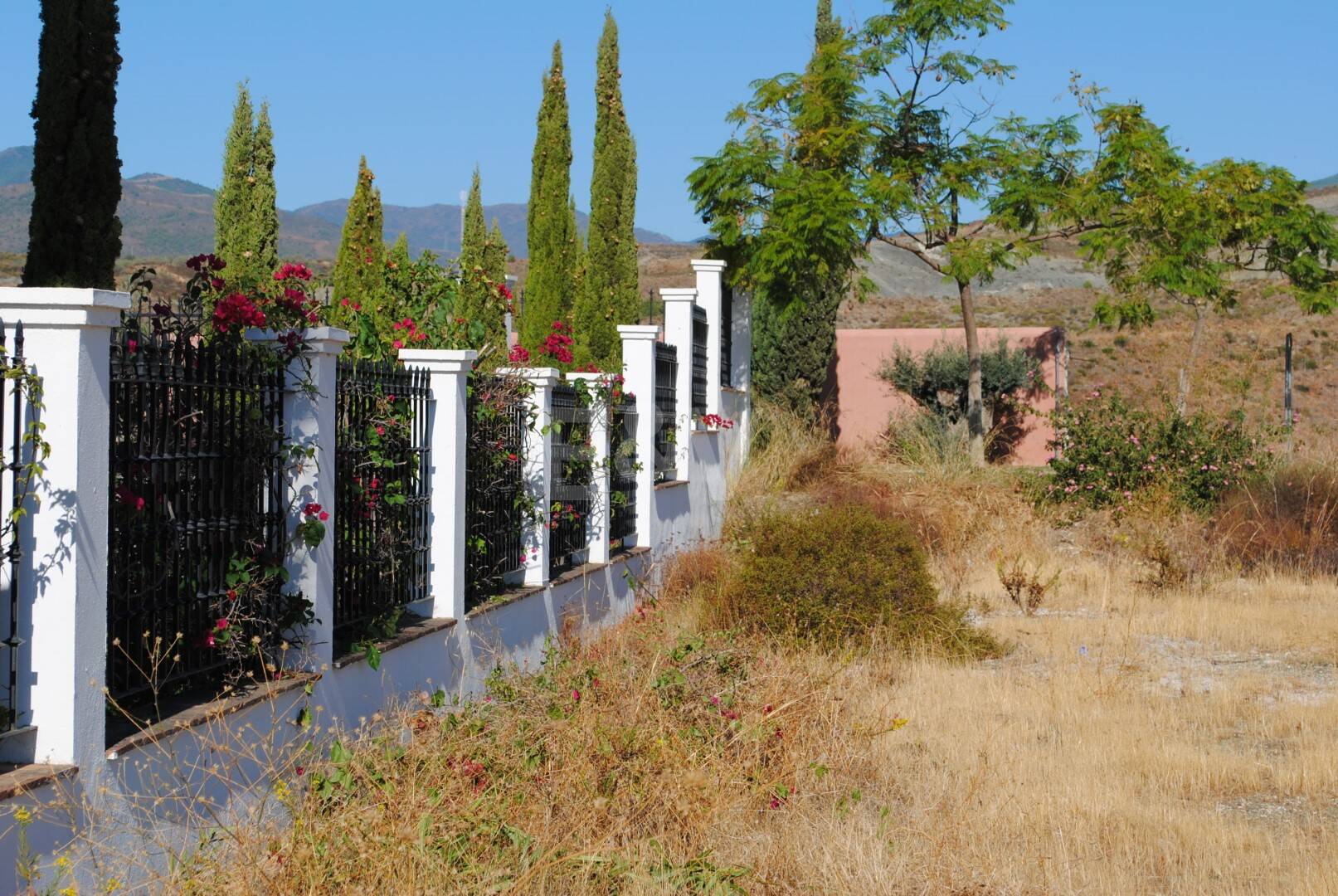 Gran terreno en Los Flamingos Golf con vistas panorámicas al mar