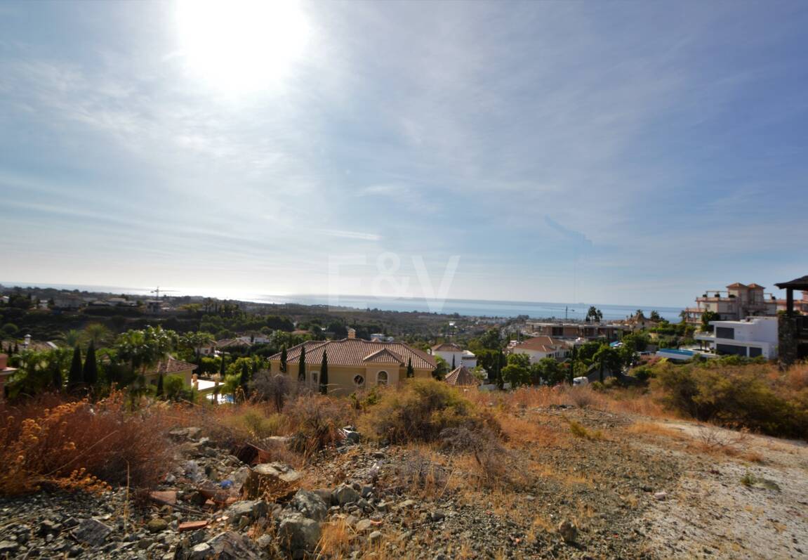 Stor tomt i Los Flamingos Golf med panoramautsikt över havet