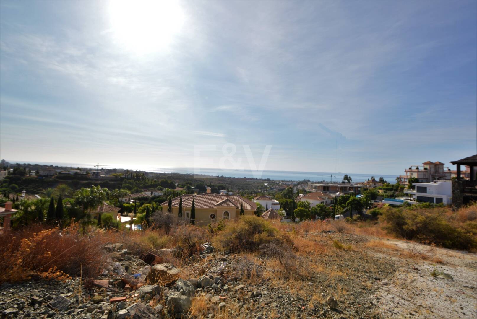Stor tomt i Los Flamingos Golf med panoramautsikt över havet
