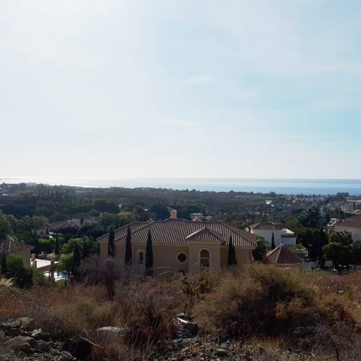 Gran terreno en Los Flamingos Golf con vistas panorámicas al mar