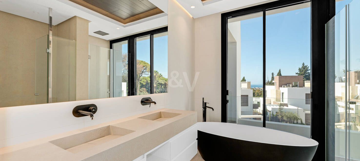 Exquisite Villa mit Ausblick in La Fuente an der Goldenen Meile