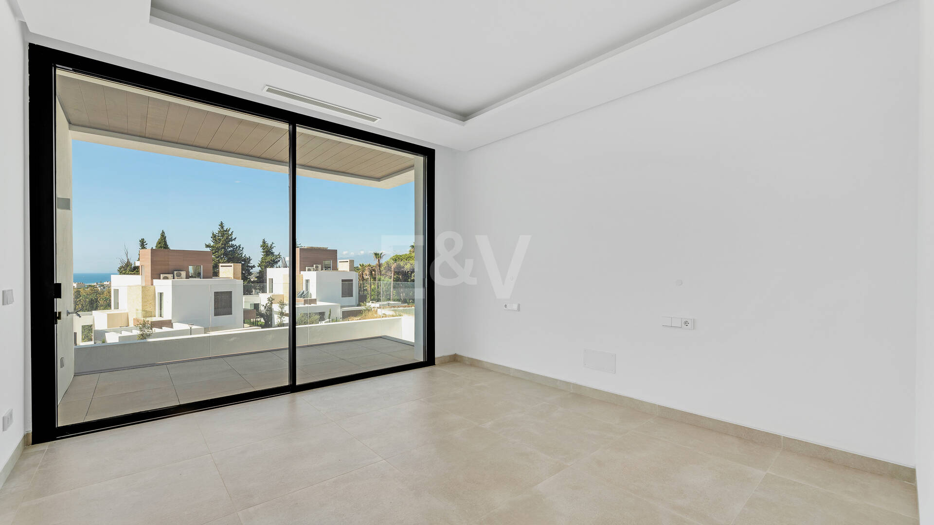 Exquisite Villa with Stunning Views in La Fuente on the Golden Mile