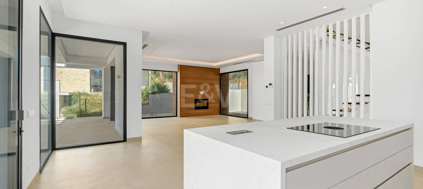 Exquisite Villa mit Ausblick in La Fuente an der Goldenen Meile