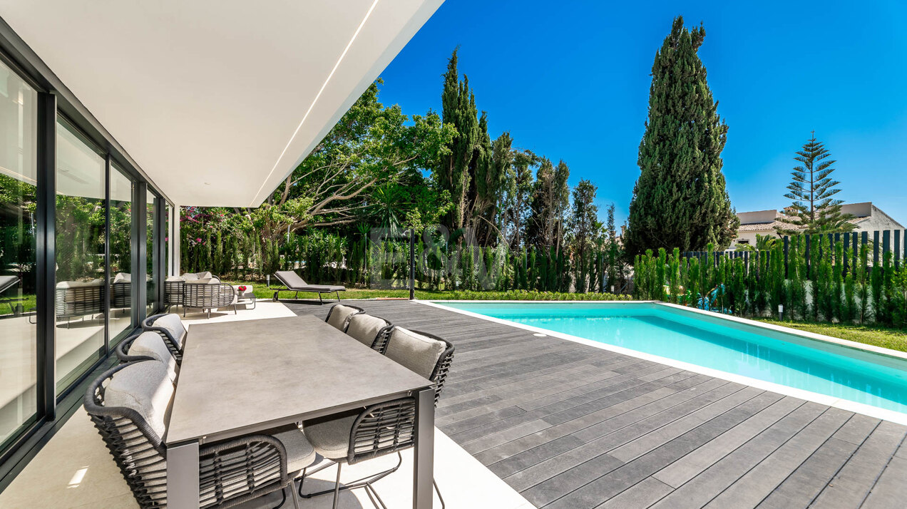 Villa à vendre en Cabopino, Marbella Est