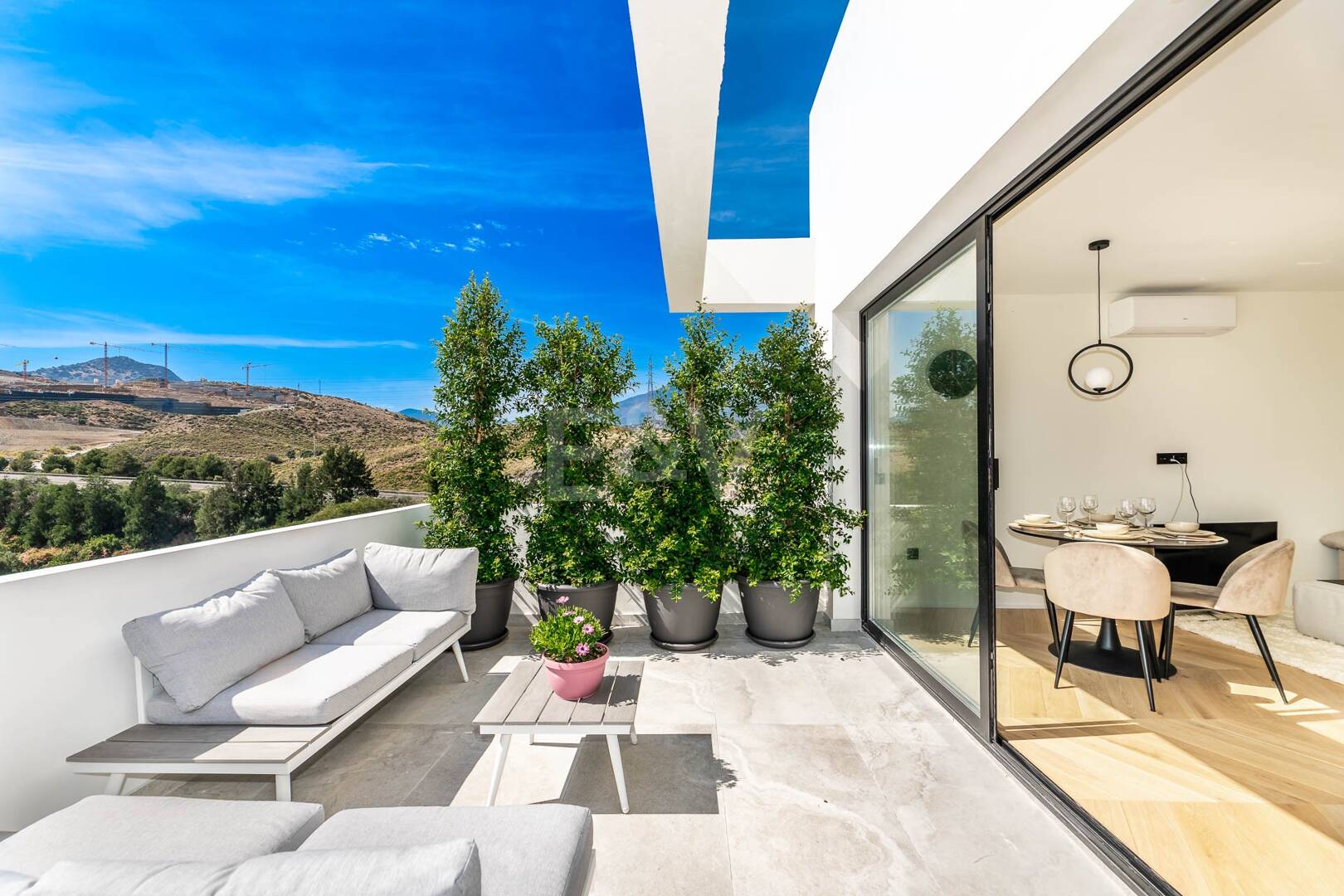 Nowoczesne La Alqueria Luksusowa Willa z wybitnym panoramem Widok