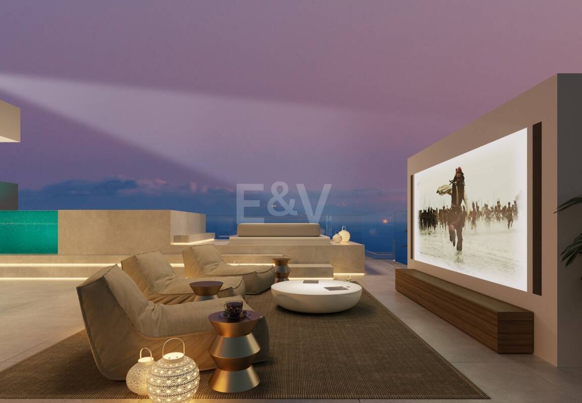 Lyx Villa bara 250m till stranden och Puente Romano Beach Resort