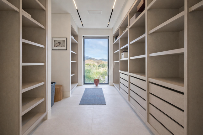 Stunning Frontline Golf Villa in La Alqueria with Panoramic Sea Views