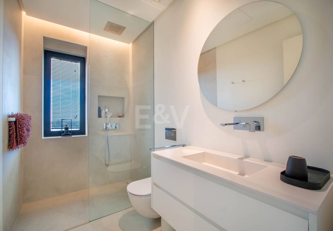 Stunning Frontline Golf Villa in La Alqueria with Panoramic Sea Views