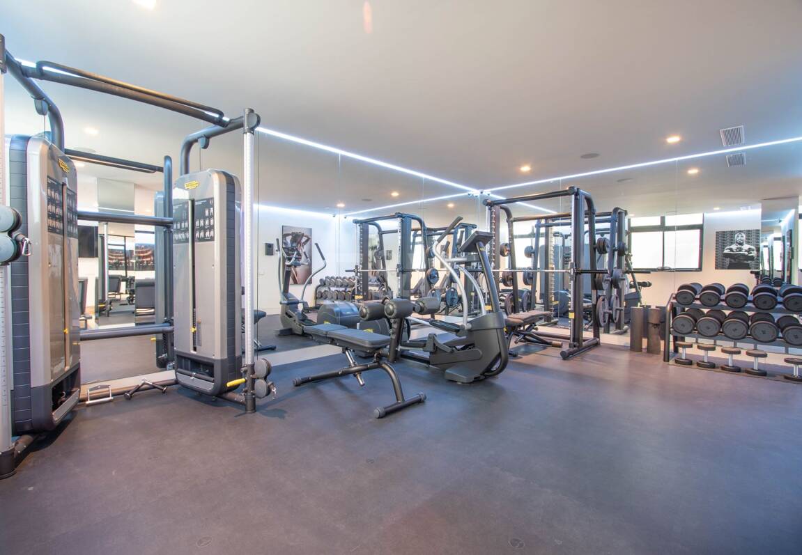 Stunning Frontline Golf Villa in La Alqueria with Panoramic Sea Views