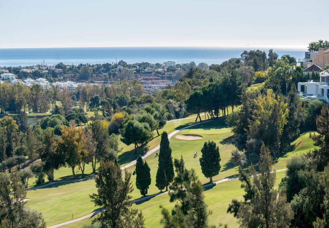 Stunning Frontline Golf Villa in La Alqueria with Panoramic Sea Views