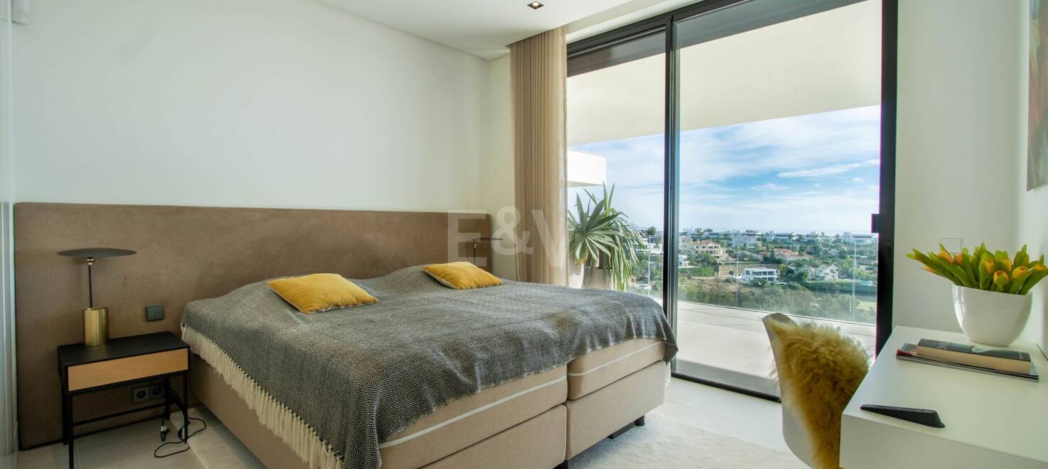 Frontline Golf Villa i La Alqueria med panoramautsikt