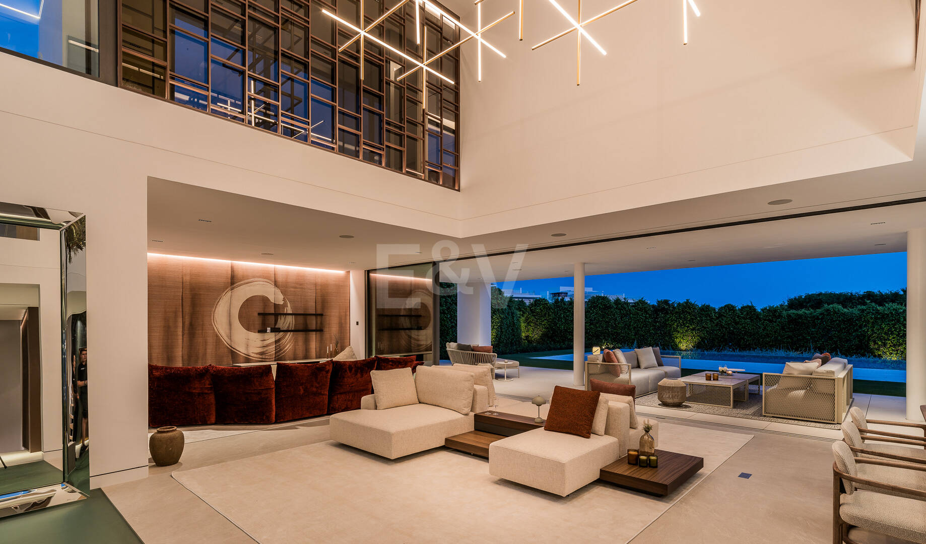 Sophisticated Contemporary Villa on the Golden Mile Steps from the Beach